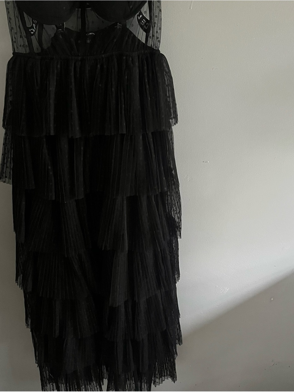 Dress - Picture 3 of 10